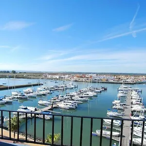 Marina Iv By H Isla del Moral